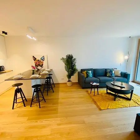 アパート Charming Flat With Terrace & Parking ルクセンブルク